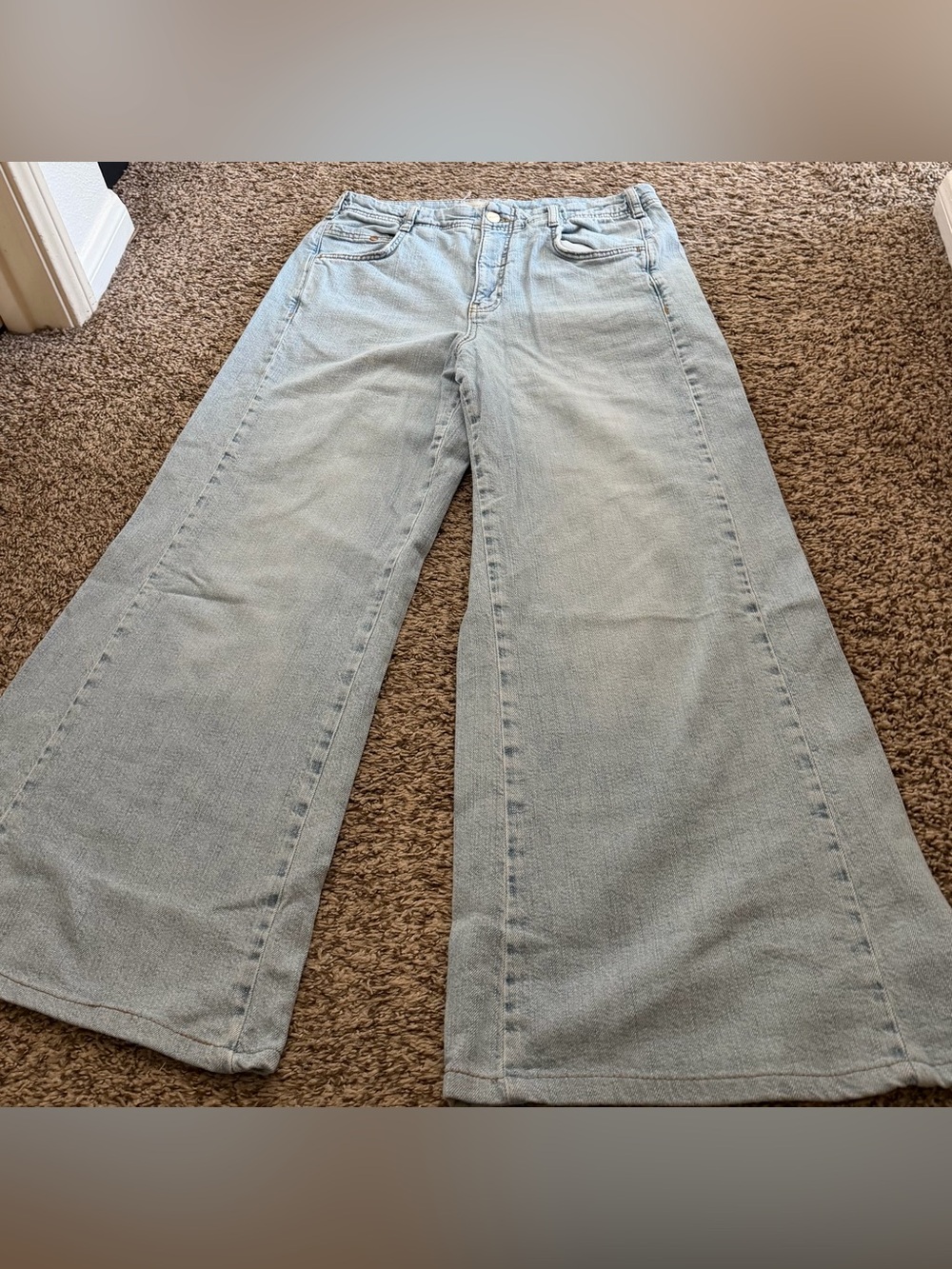 Pilcro Light Blue Wide-Leg Jeans size 29